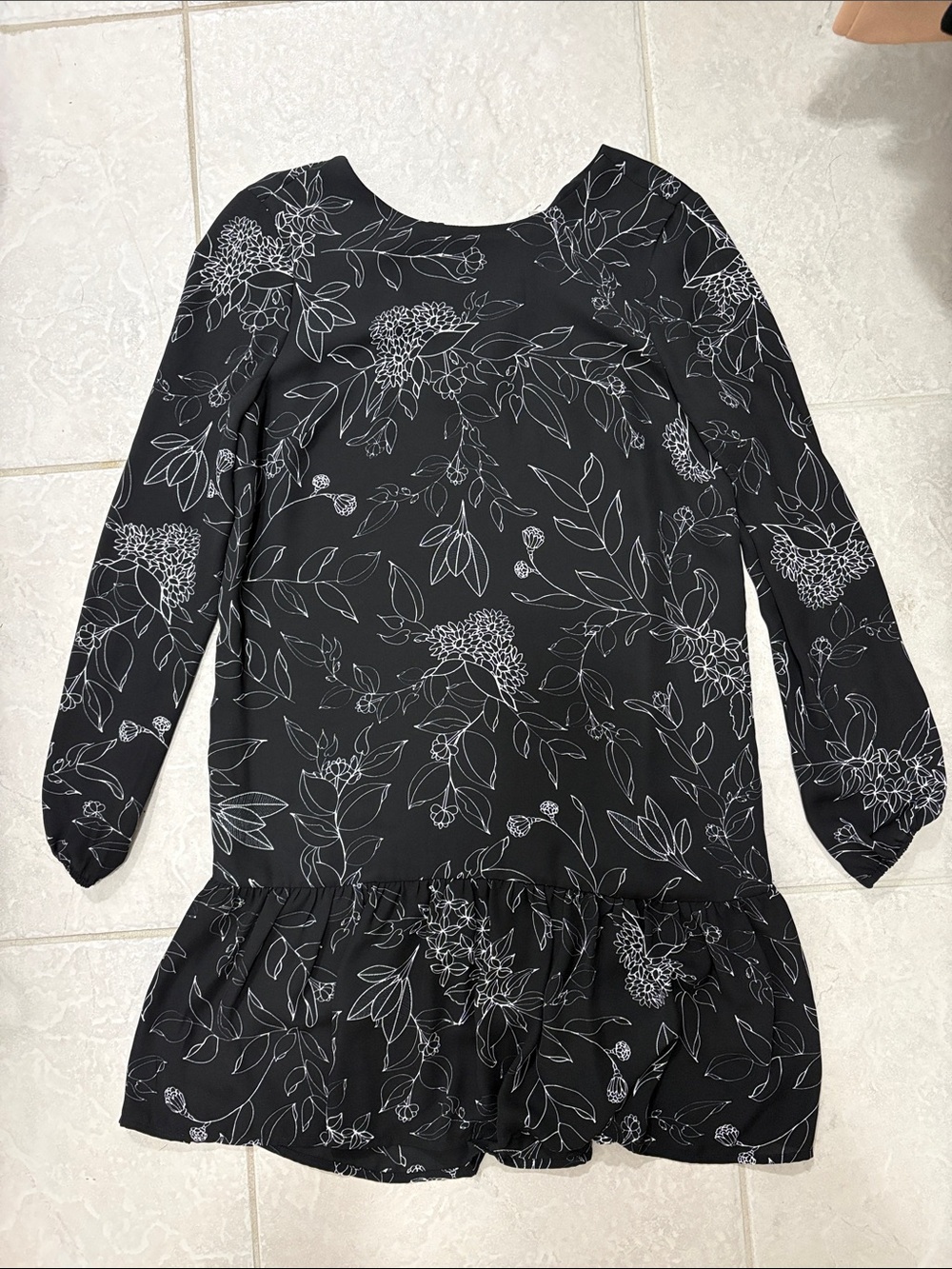 Lila Rose Black Floral Long-Sleeve Ruffle-Hem Dress